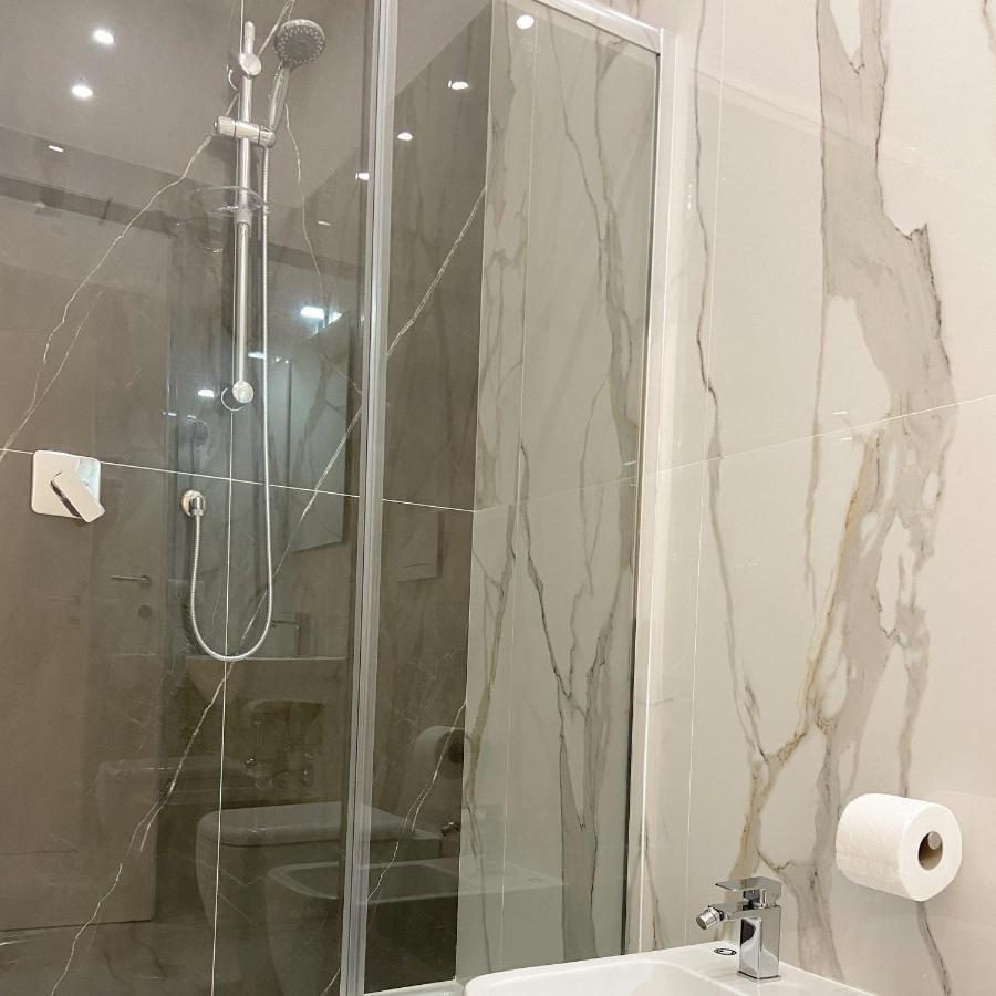 Gualtieri B&B - Luxury Rooms Сан-Джорджо-а-Кремано Екстер'єр фото