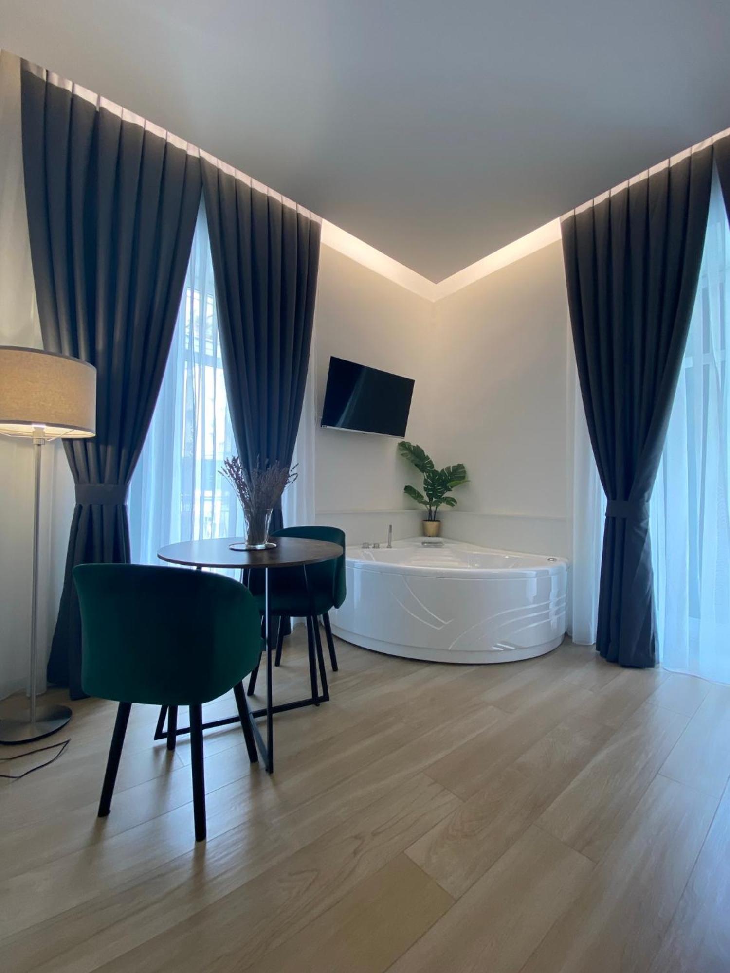 Gualtieri B&B - Luxury Rooms Сан-Джорджо-а-Кремано Екстер'єр фото